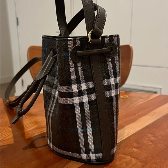 Burberry Black and Brown Plaid Bucket Bag - Picture 5 of 5